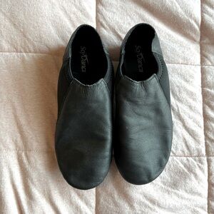 So Danca JAZZ LEATHER SHOE WITH ARCH HUGGING NEOPRENE, 6.5 kids